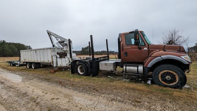 2006 International 7400 Dump Truck